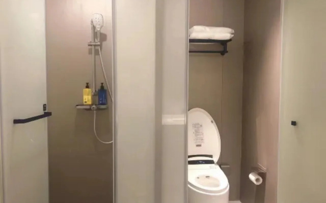 7Days Inn Shanghai Yichuan Road
