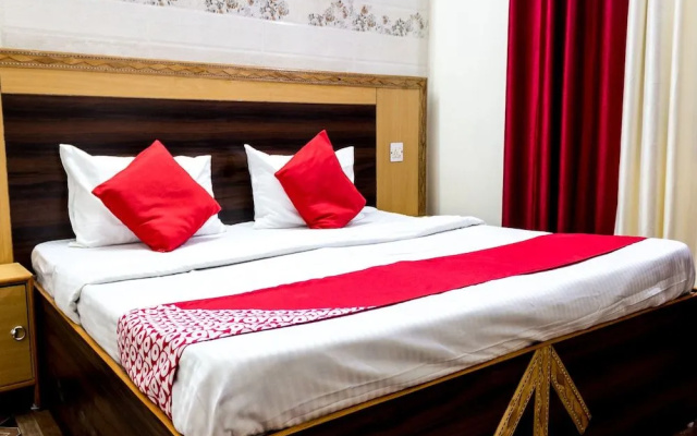 OYO 14061 Home Exotic 1BHK Khanyara Road
