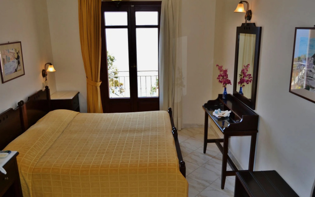 Electra Syros Boutique Hotel