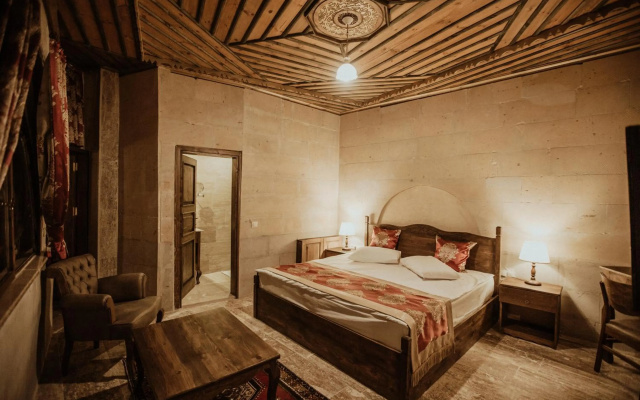Kismet Cave Mansion