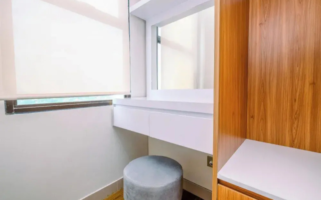 Comfort And Well Furnished Studio At Transpark Cibubur Apartment