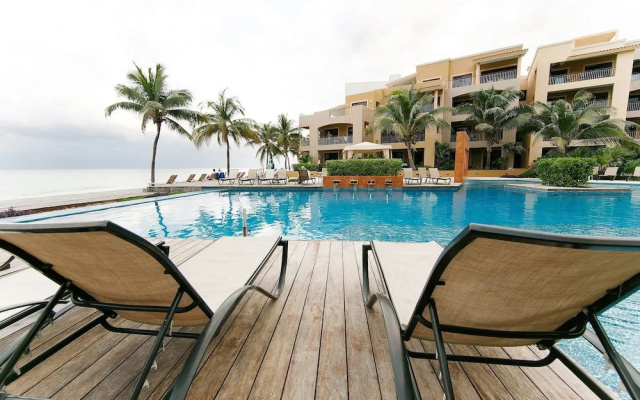 El Faro 3 BR Beachfront