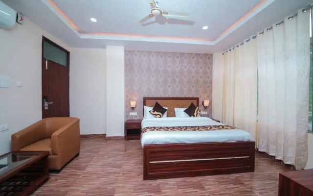 Amritara Social Palace