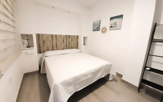 EDIFICIO EL LERELE Apartamentos céntricos a 100m de la playa