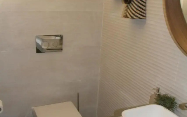 10 Boutique House