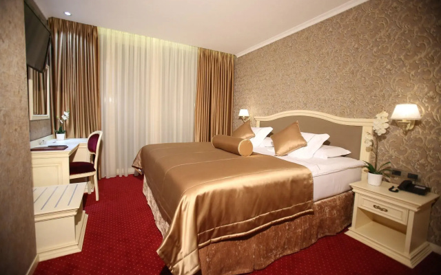 Grand Hotel & Spa Tirana