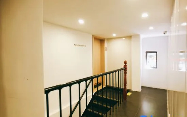 Yijia Hotel