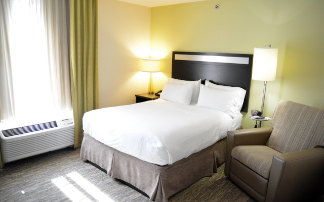 Candlewood Suites Youngstown W I-80 Niles Area by IHG