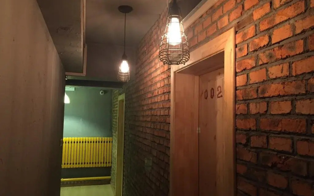 Xunlu Hostel
