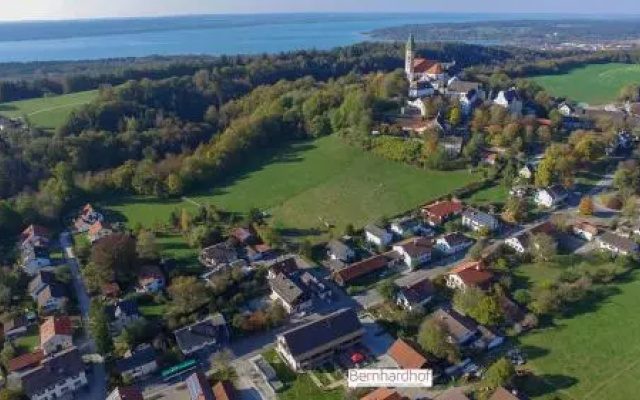 Bernhardhof Andechs