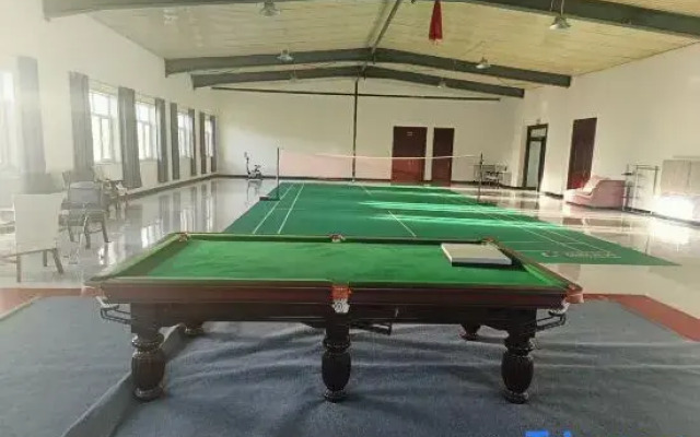 Yongchang Beihaiquan Hotel