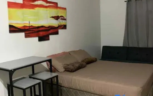 Haus of Emerald Studio Condo by Ollie- Plumera Mactan