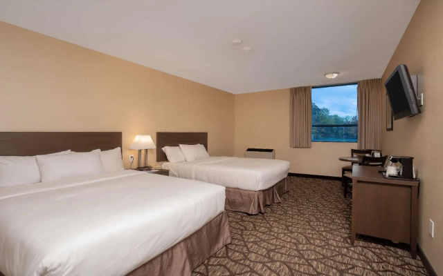 Days Inn by Wyndham Niagara Falls Lundys Lane