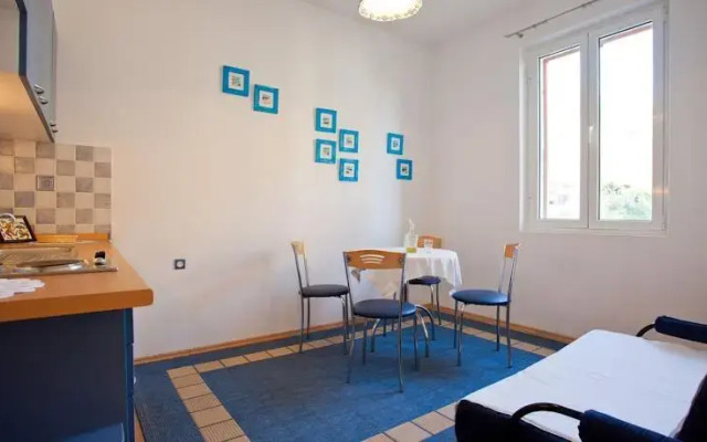 Apartments Kastelani