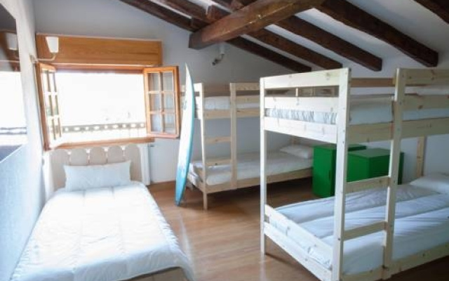 Moana Surf Hostel