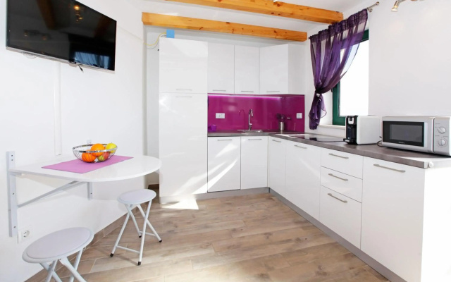 Holiday home Nina