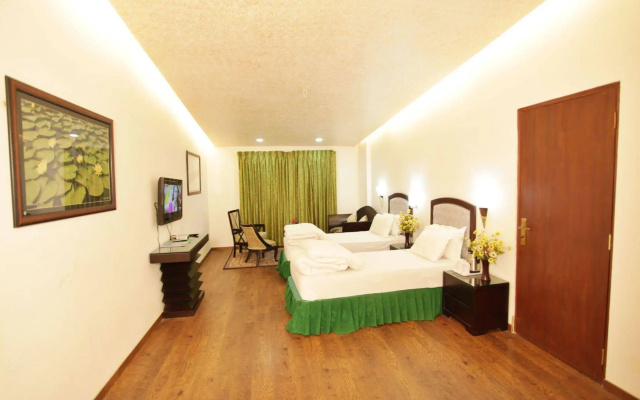 Hotel Grand Mumtaz Towers