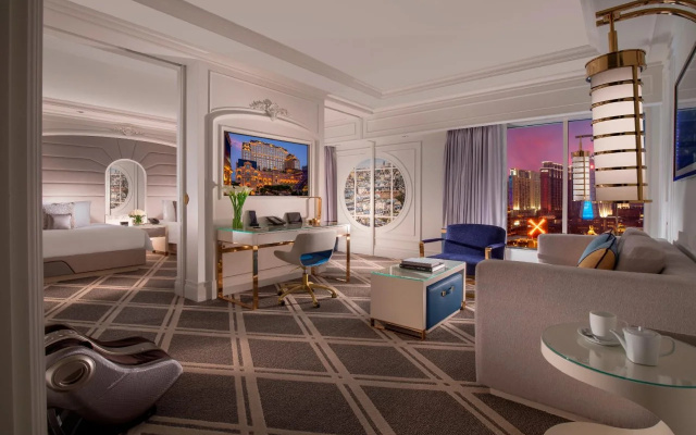 The Parisian Macao