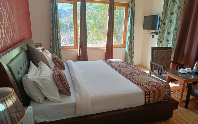 Munna Palace