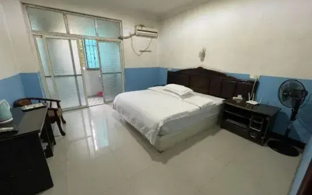 Xinhua Heping Hotel
