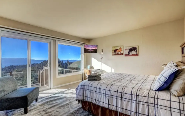 Scenic Escape - Best Views of Lake Tahoe!