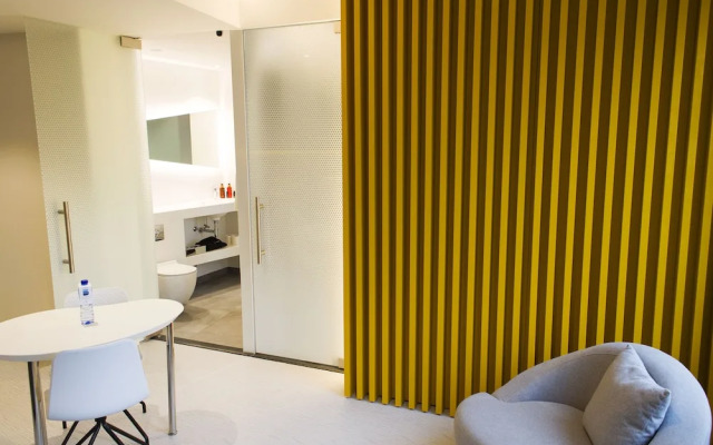 B-aparthotel City West