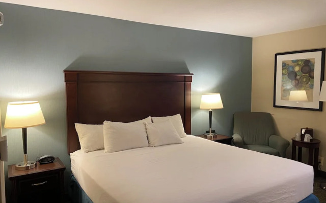 EVEN Hotel Detroit North - Troy