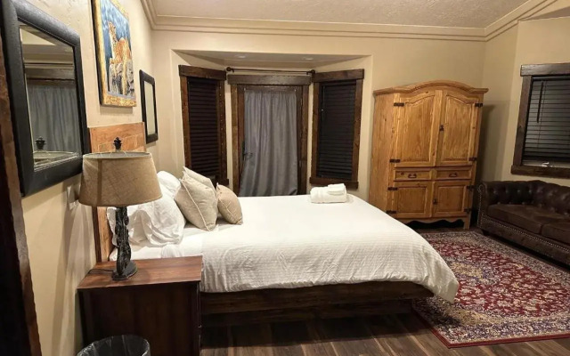 Zion Cliff Lodge