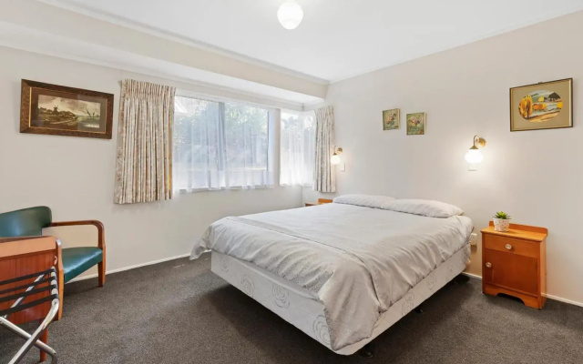 At The Mount - Mt Maunganui Holiday Home