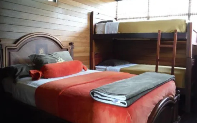 Tangara Lodge