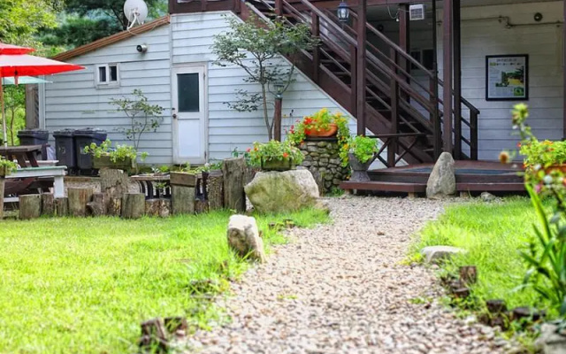 Pyeongchang Gyebang San Rodem Tree Pension