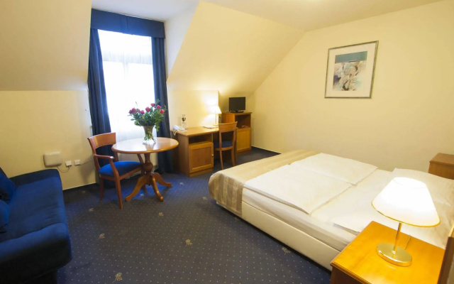 Hotel Modra ruze
