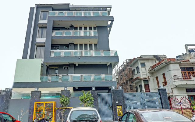 Townhouse Sector 30 Near Botanic Garden of Indian Republic
