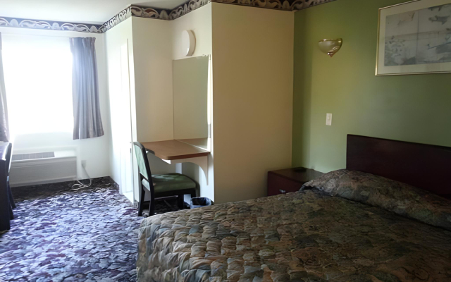 Pomona Lodge Motel