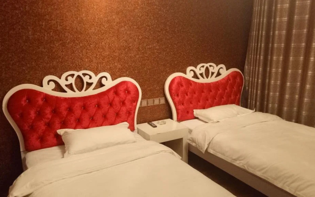 Lijiang Maya Theme Hotel