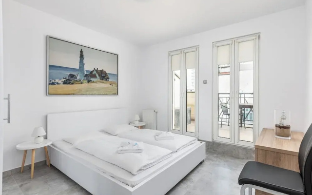 Penthouse Baltic Park 16/331 by Renters