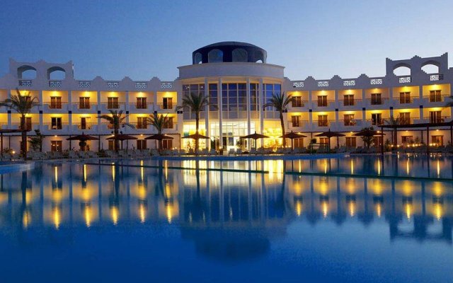 Отель Paradise Resort & Aqua Park Египет, Хургада - отзывы, цены и фото номеров - забронировать отель Paradise Resort & Aqua Park онлайн вид на фасад