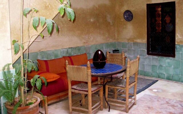 Отель Riad Bounaga Марокко, Марракеш - отзывы, цены и фото номеров - забронировать отель Riad Bounaga онлайн питание
