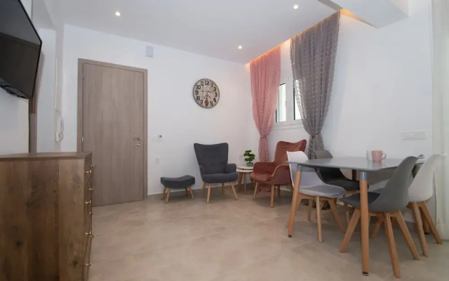 Anthi Beach Suite