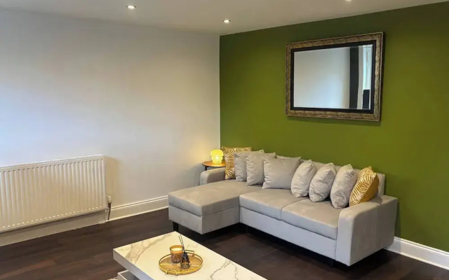 Lovely Quiet Flat Near Centre