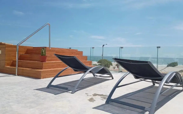 Hermoso Bungalow VerdeMar con Jacuzzi Frente al Mar