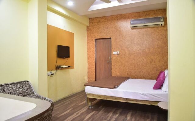 Hotel Drishti Inn