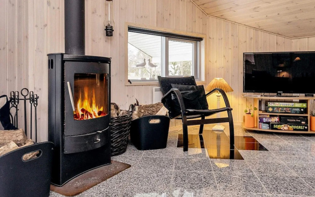 Lively Holiday Home in Ålbæk near Sea