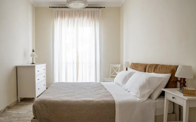 Ortigia Seafront Apartment by Wonderful Italy