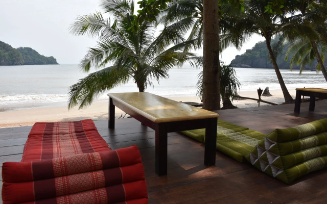 Pak Nam Resort