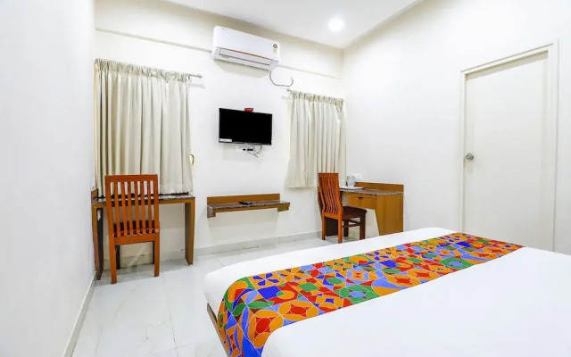Fabhotel Sathya Comforts