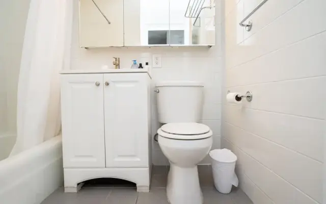 2ND Ave Apartments 30 Day Rentals