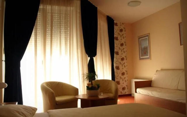 Hotel Neva