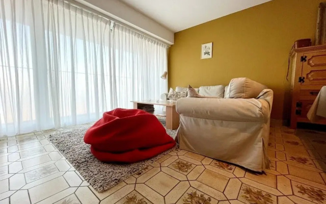 Apartment in Wenduine With Stunning Sea View