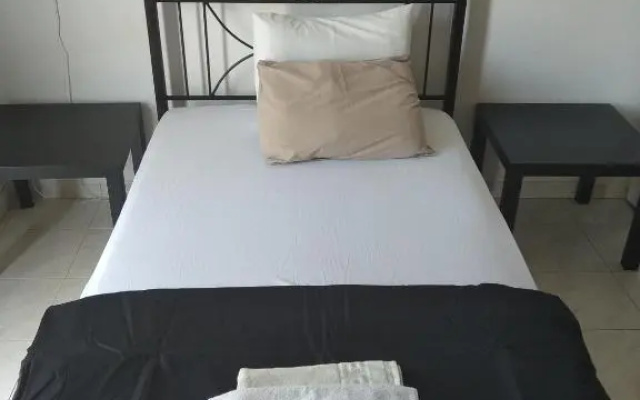 Central Suite 4U